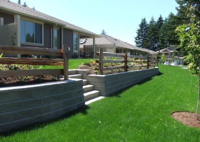 Retaining wall project by Island West Paving Stone, photo 1